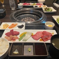 焼肉 青山外苑 - 