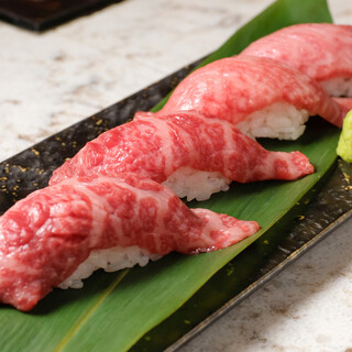 和食料理とのマリアージュの追求"神戸牛ステーキ寿司"