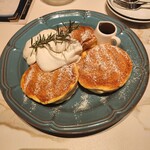 Oyster bar & Bistro Wharf - 