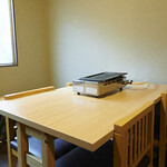 スタミナ園 - 2階テーブル席