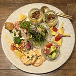 オニク⭐︎パラダイス - お任せ前菜もりあわせ(2名～)