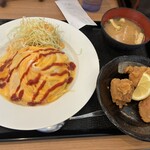 かちかち山 - オムライスと唐揚げの共演
