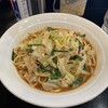 鷹の爪 - 鷹の爪ラーメン大盛り（野菜マシ／モヤシ抜き）。