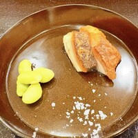 鮨 もりなり - 先付け〰️銀杏〜っと‥⁇笑笑‥なんでしょうか？