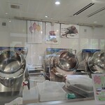 BON OKAWA 軽井沢チョコレートファクトリー - 店内併設の工場