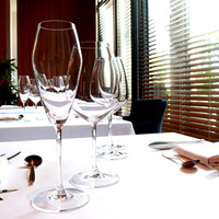 ピ・グレコ - ゆとりあるテーブルでのお食事を