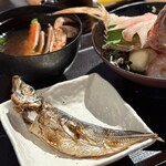 海鮮丼 佐政 - ・深海丼 2,838円/税込
・渡り蟹の味噌汁 +100円/税込