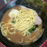 麺家 紫極 大泉学園店 - ラーメン 麺かため＋味玉