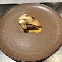 Cuisine SHINGO 日本橋 - 牛肉がかくれてます！