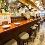 もつ煮込み専門店 沼田2nd - カウンター席