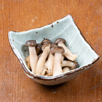 カキと肴 ちゅるり - 土鍋ごはんトッピング_きのこ