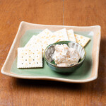カキと肴 ちゅるり - 梅水晶のクリームチーズ和え