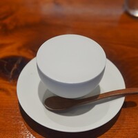 馳走西健一 - どんまんがにオス、味噌、おおまさりのピュレ、焼津の深層水のジュレ
