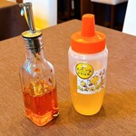 Ristorante alanello - 辛いオイルと蜂蜜