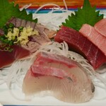 お食事処 大原 - カツオ・カンパチ・マグロ