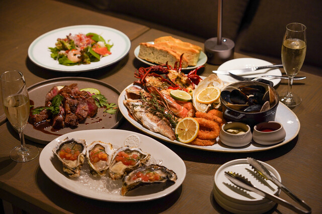 COLONIAL BEACH 横浜ハンマーヘッドのご予約 - 馬車道/シーフード