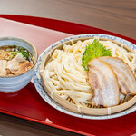 新粉金印うどん 堀口商店 - 料理写真:チャーシュー肉汁うどん（手打ち麺）
