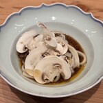 魔都 MATO - 梅千菜とキノコの和え麺（江南と雲南）