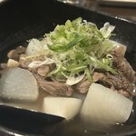 おばんざい鮮魚 鉢屋 - 名物！大根と和牛すじの旨煮