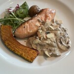 TWELVE GARDENS BAR&GRILL - 