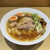 親鶏中華そば 綾川 本店