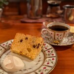 炭火焙煎珈琲・凛 - 