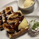 goody goody - チョコバナナカスタードワッフル