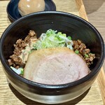 らぁ麺 紫陽花 - 担々そぼろご飯 600円
