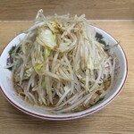 ラーメン二郎 栃木街道店 - ラーメン豚入り(1,100円)