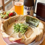 泡系しおとんこつラーメン べらしお 総本店 - 