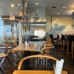 アンファン - ｾﾝﾀｰが鏡なので､よけいに広々