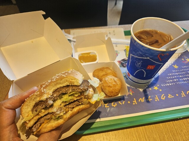 郡山安積店（マクドナルド）- 手軽に楽しむハンバーガーとファミリー向けサービス