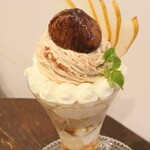 parfait de ruelle - 【2025.10】栗and和梨parfait(レギュラー・税込2,180 円)