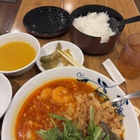 個室中華 頤和園 溜池山王店 - 