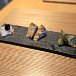 小田垣豆堂 - 前菜。右、そのままの丹波黒枝豆が最高です！