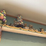 カフェジジ - 秋から冬使用に移行するツリーも飾っていました♪