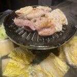 にんにく鶏焼肉サン 北新地店 - 