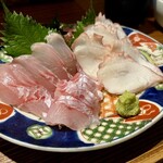 隠れ酒場もぐら - 刺身はメバルとタコ　同僚がタコ好き　メバルの刺身を生まれて初めて食べたかも　プリプリしていてとても美味しい