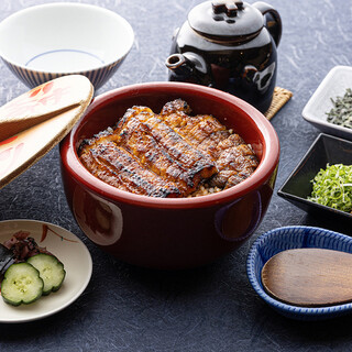 『名古屋ひつまぶし』『江戸前ひつまぶし』両方お楽しみ頂けます