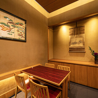 《各種宴会や接待に》テーブル席・半個室◎