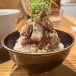 めん 呼白 - ✅醤油らぁ麺¥1.100
      ✅お肉ご飯¥450
      　※キャッシュオンリー