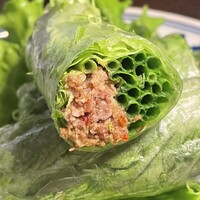 THE CONDER HOUSE - 辣香味仙生春巻き 1,200円 THE CONDER HOUSE - 辣香味仙生春巻き 1,200円