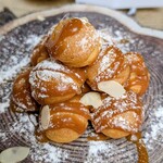 メロディア - キャラメルプロフィットロール