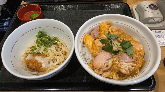 Naka U Yotsuhashi Ten