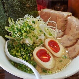 うまか丸さん 厚木市】リピート率が高く評判が高い「博多豚骨うまか丸」さんへ