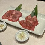 馬車道 de 焼肉 DOURAKU CORRIDA 北仲ブリック＆ホワイト店 - 