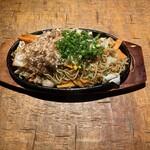 十七番地 - 鉄板焼きそば