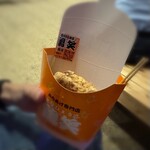 ORA外食パビリオン宴 - 宴パビリオンの唐揚げ