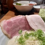 極み鶏そば 鶏と麦ときどき豚 - 