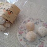 お麩の松尾 - 手作り麩菓子 梅ふわふわ